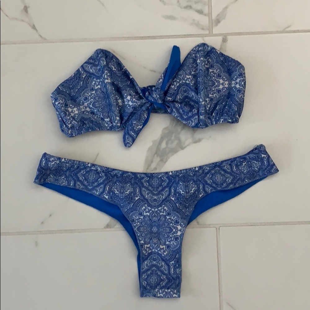 Cheeky Swimwear Bikini 💙
